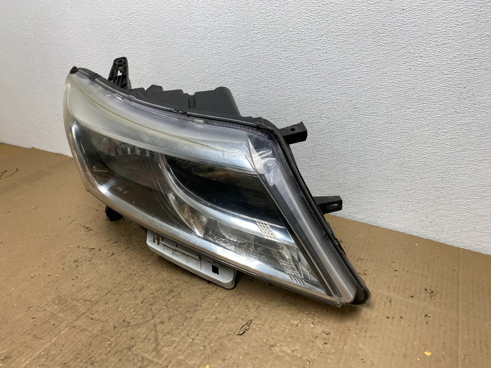 2013 to 2016 Nissan Pathfinder Right Passenger RH Side Headlight DEPO AB9918 DW1