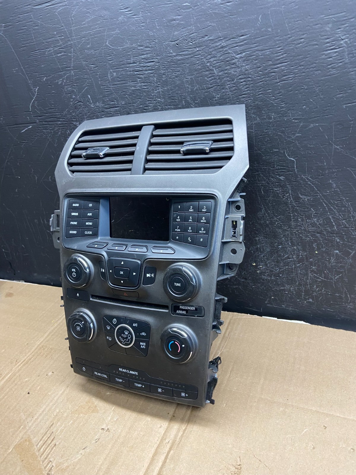 2011 to 2014 Ford Explorer Radio Climate Control Trim Bezel Panel ad7118 DG1