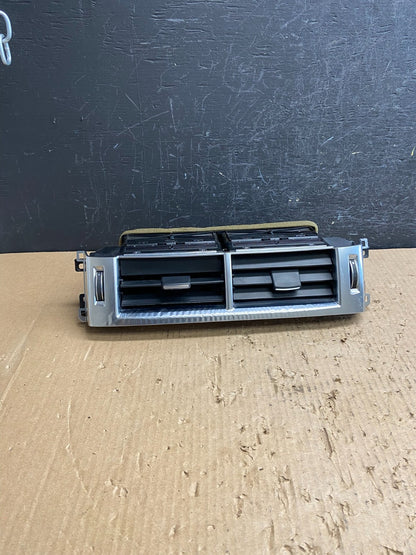 2007 to 2012 Land Rover Range Dashboard Center Middle Air Vent Grill AF1466 DG0