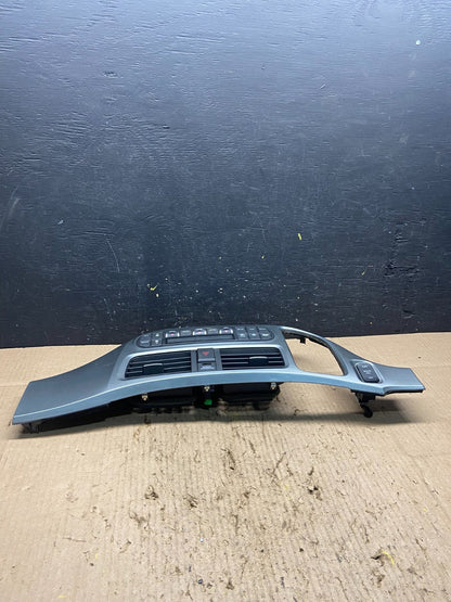 2005 to 2010 Honda Odyssey Radio Climate Control Dash Trim Bezel Q1017 DG3