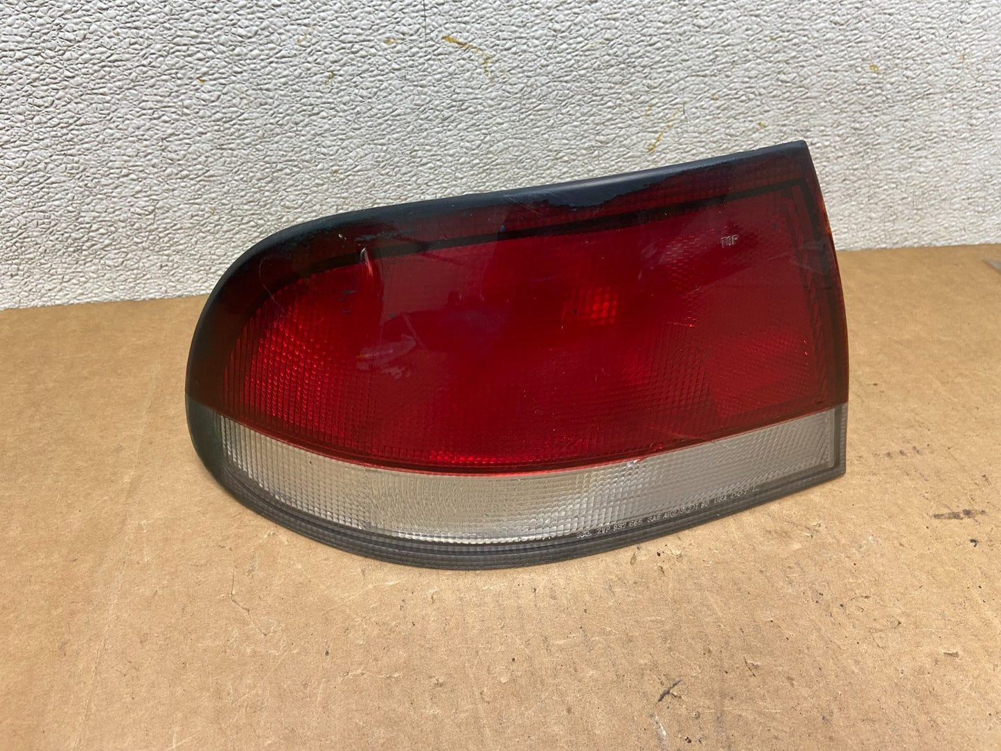 1993-1997 Mazda 626 Left Driver LH Side Tail Light OEM R4633  DG0