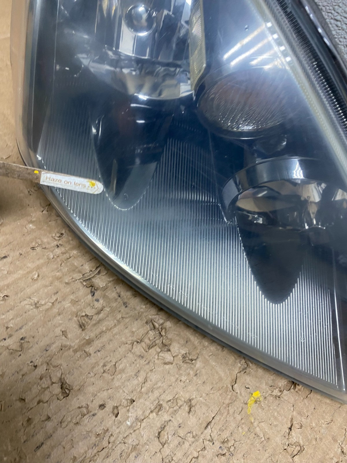 2005 to 2006 Nissan Altima Left+Right Side Set Halogen Headlights TYC T7936 DW7
