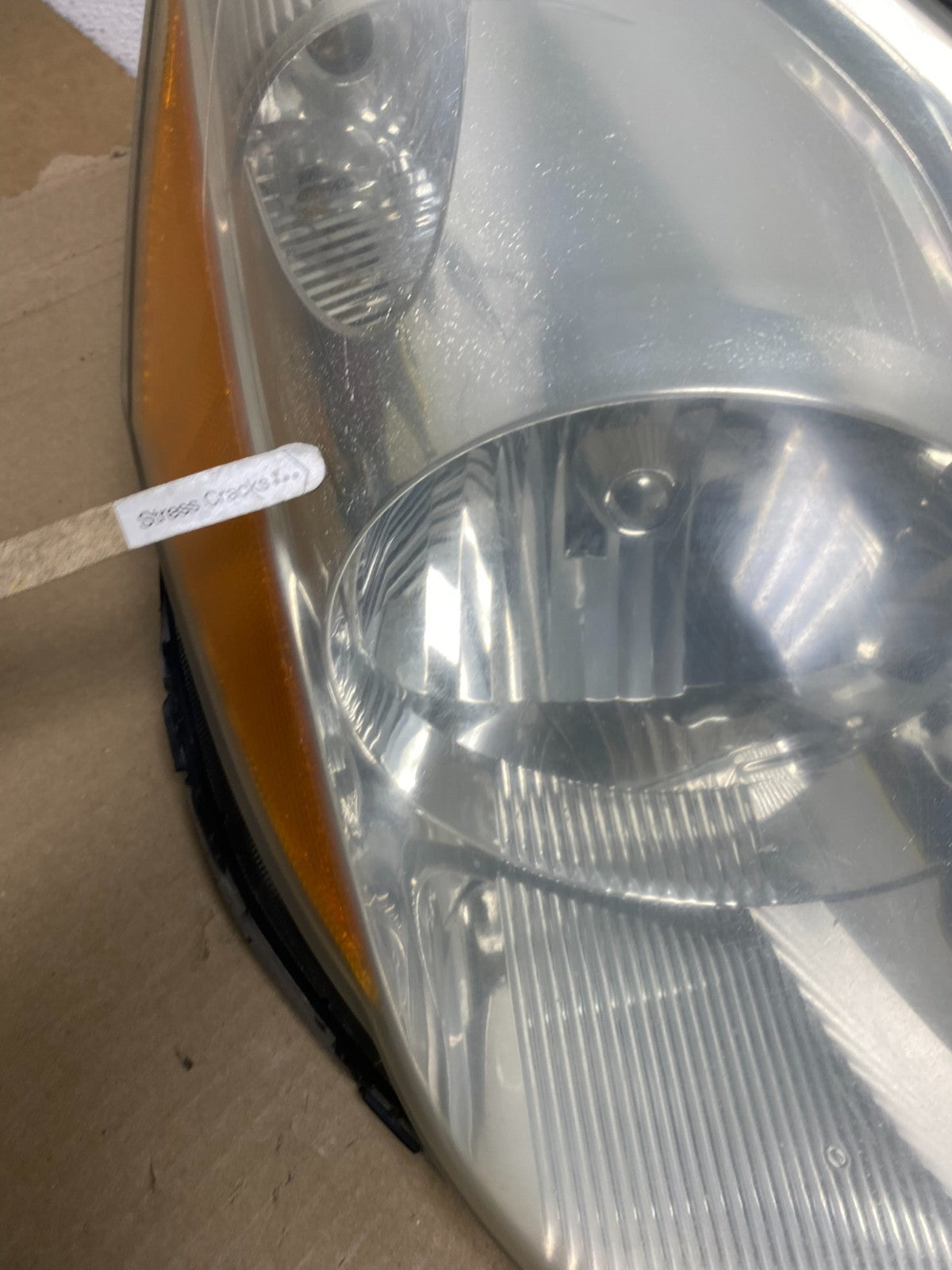 2006 to 2010 Toyota Sienna Right Passenger Rh Side Headlight Halogen AF7250 DW4