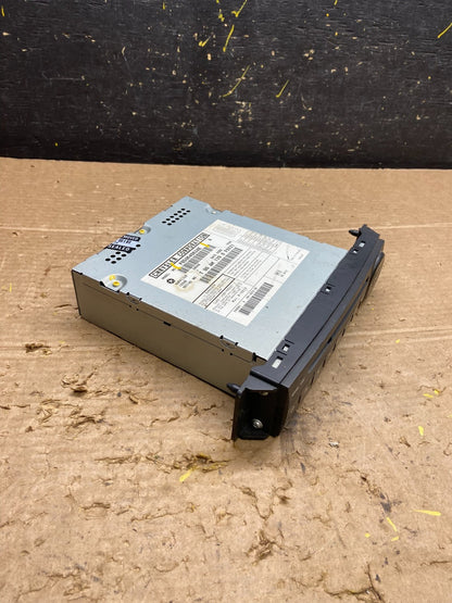 2008 to 2012 Chrysler Town Country DVD Player Receiver ag8517 DG1