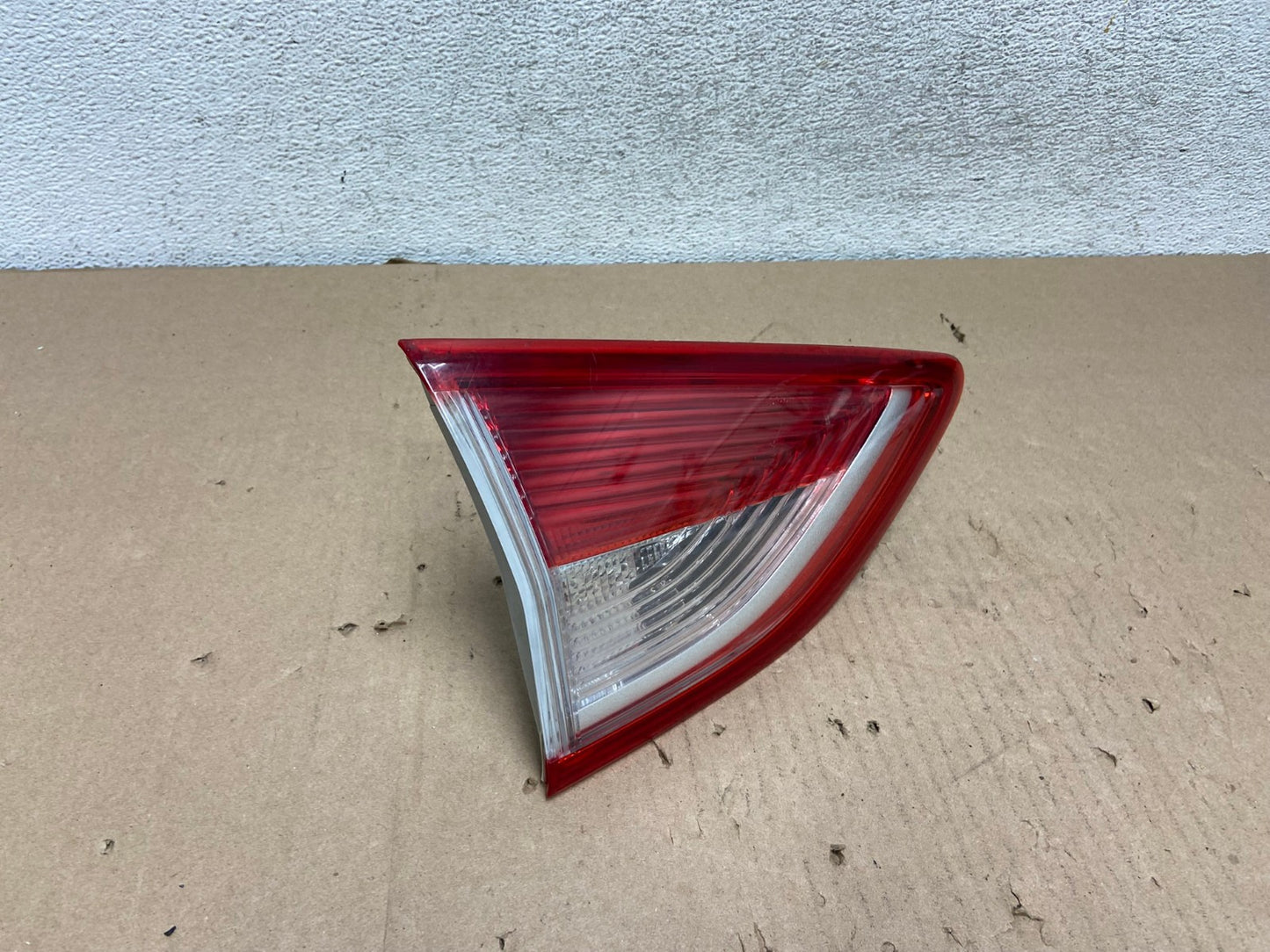2013 to 2016 Ford Escape Left Driver LH Side Inner Tail Light AG6726 LK2