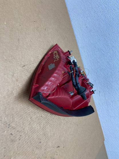 2006-2011 Hyundai Accent Sedan Right Passenger Side Rh Tail Light OEM AC2892 LK3