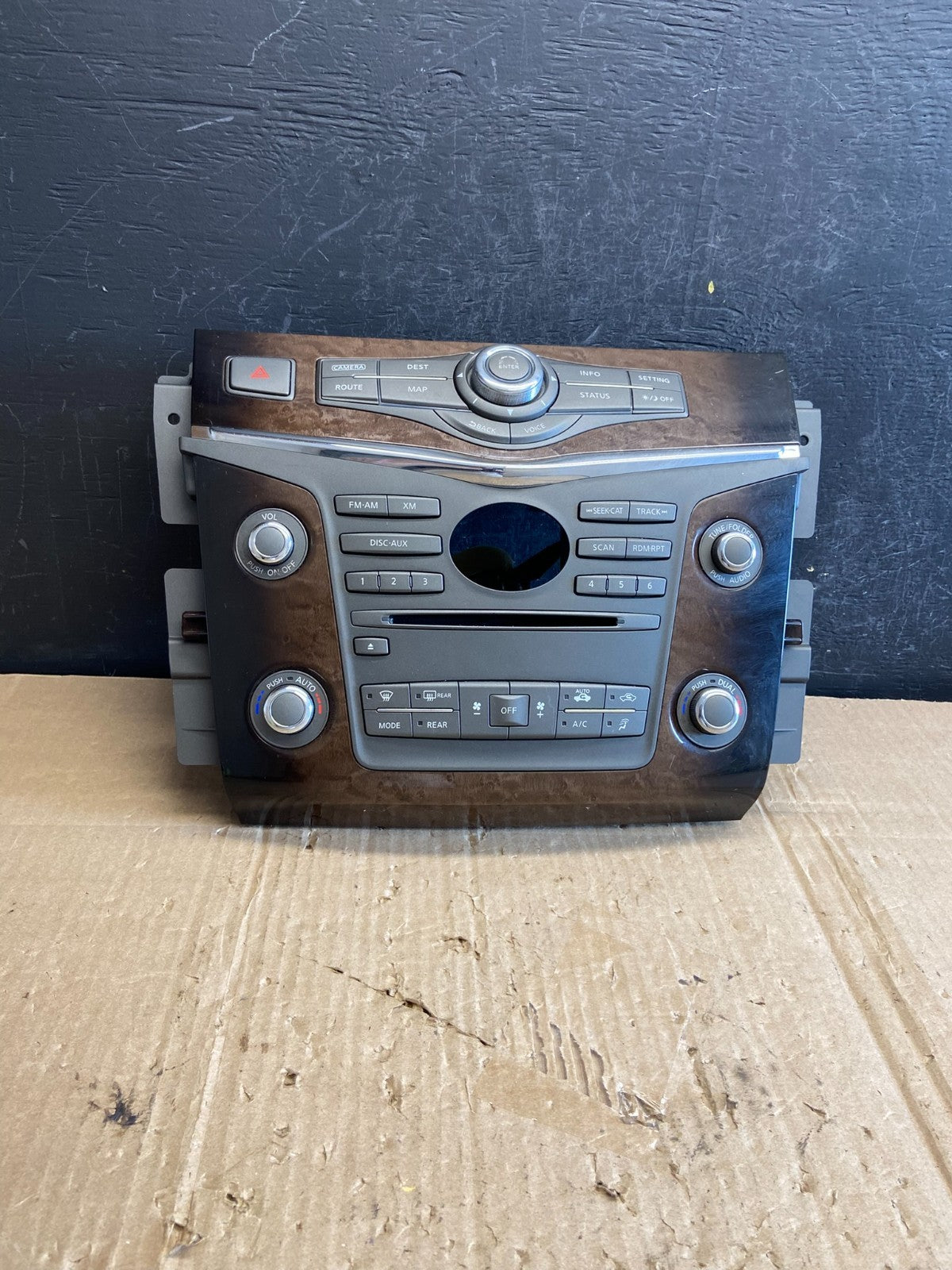 2011-2017 Infiniti QX56 QX80 Radio Player Climate Control Panel Bezel ae1927 DG0