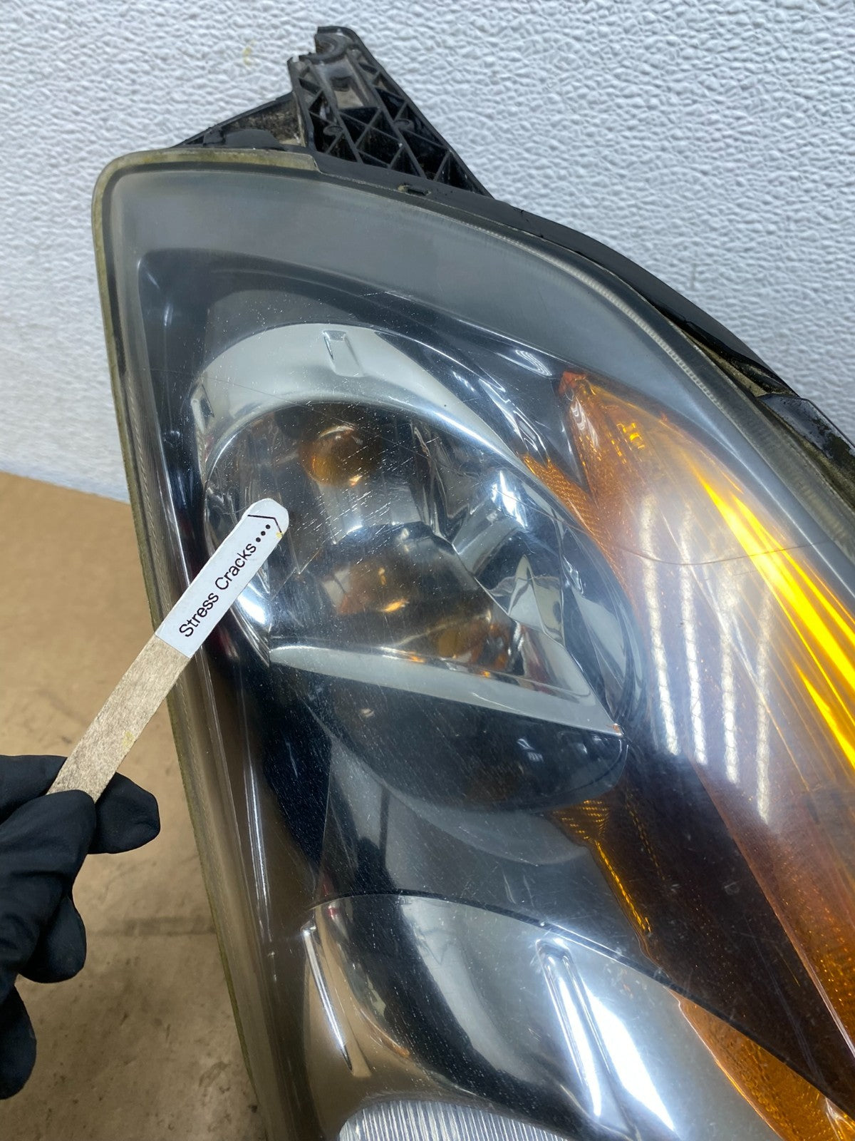 Sedan 2007 to 2009 Nissan Altima Right Passenger Halogen Headlight AC8615 DW4