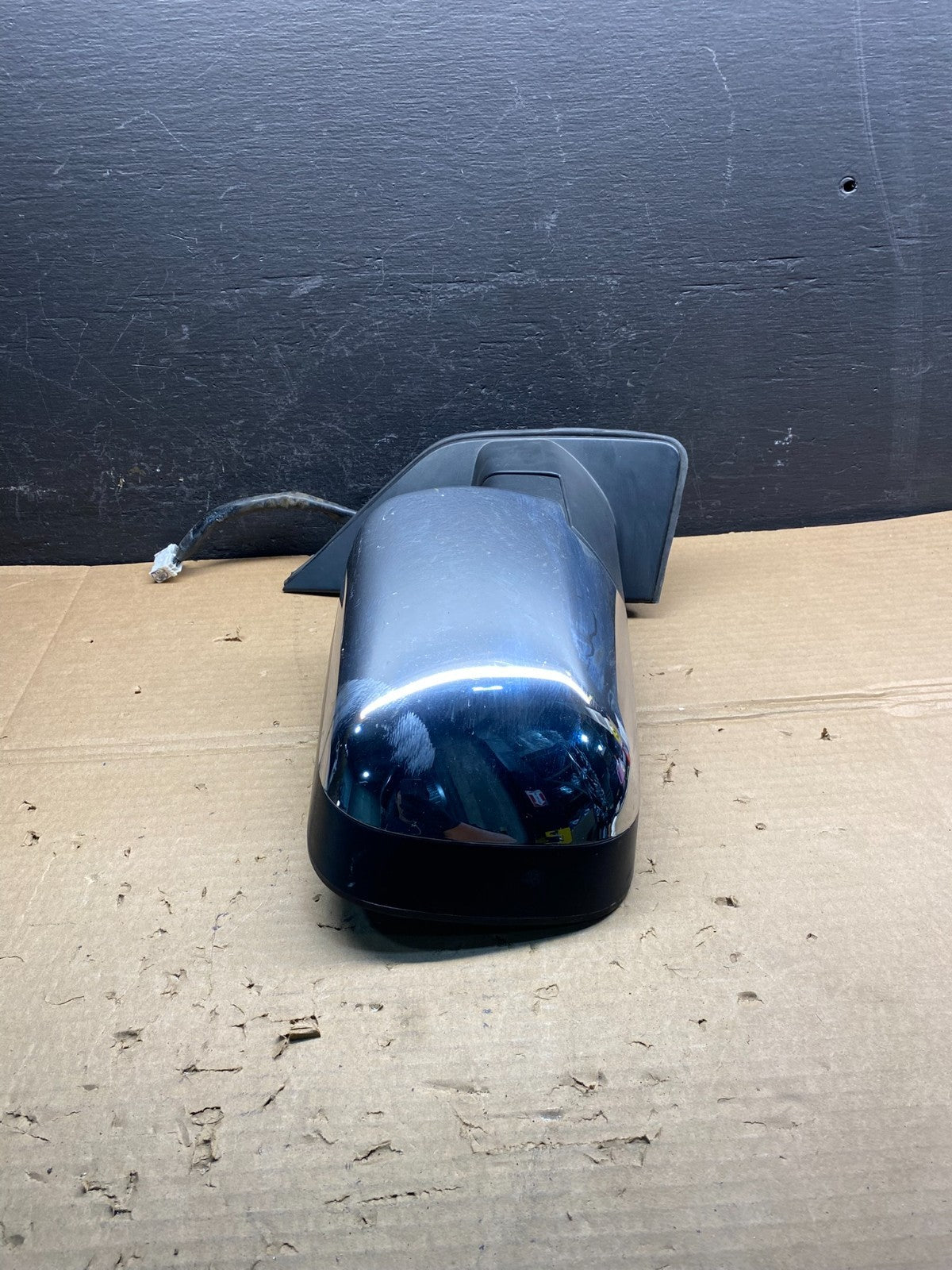 2004 to 2015 Nissan Armada Right Passenger Turn Signal Door Mirror AC8817 DG0