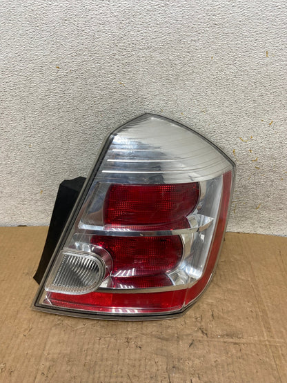 2007 to 2012 Nissan Sentra Right Passenger Rh Side Tail Light AI8232 LK0