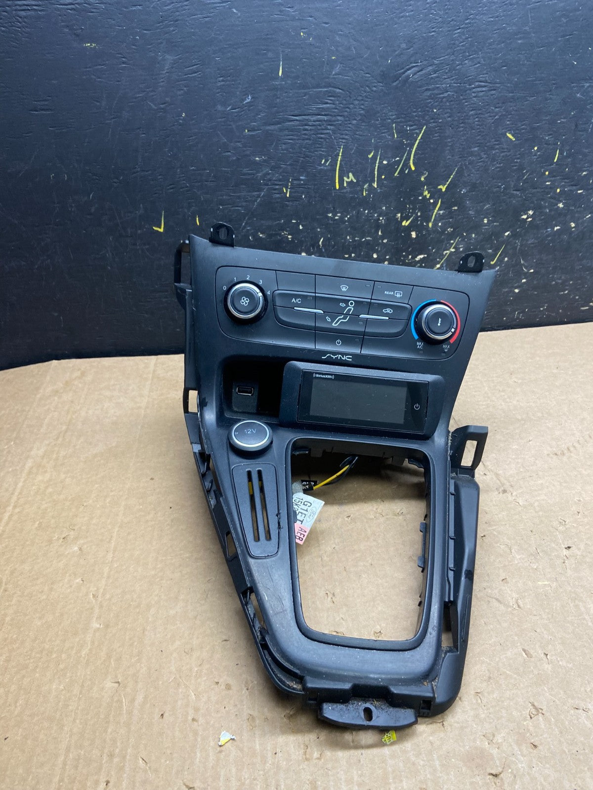 2015 to 2018 Ford Focus Ac Heater Climate Control Temperature Oem Z4181 PS0