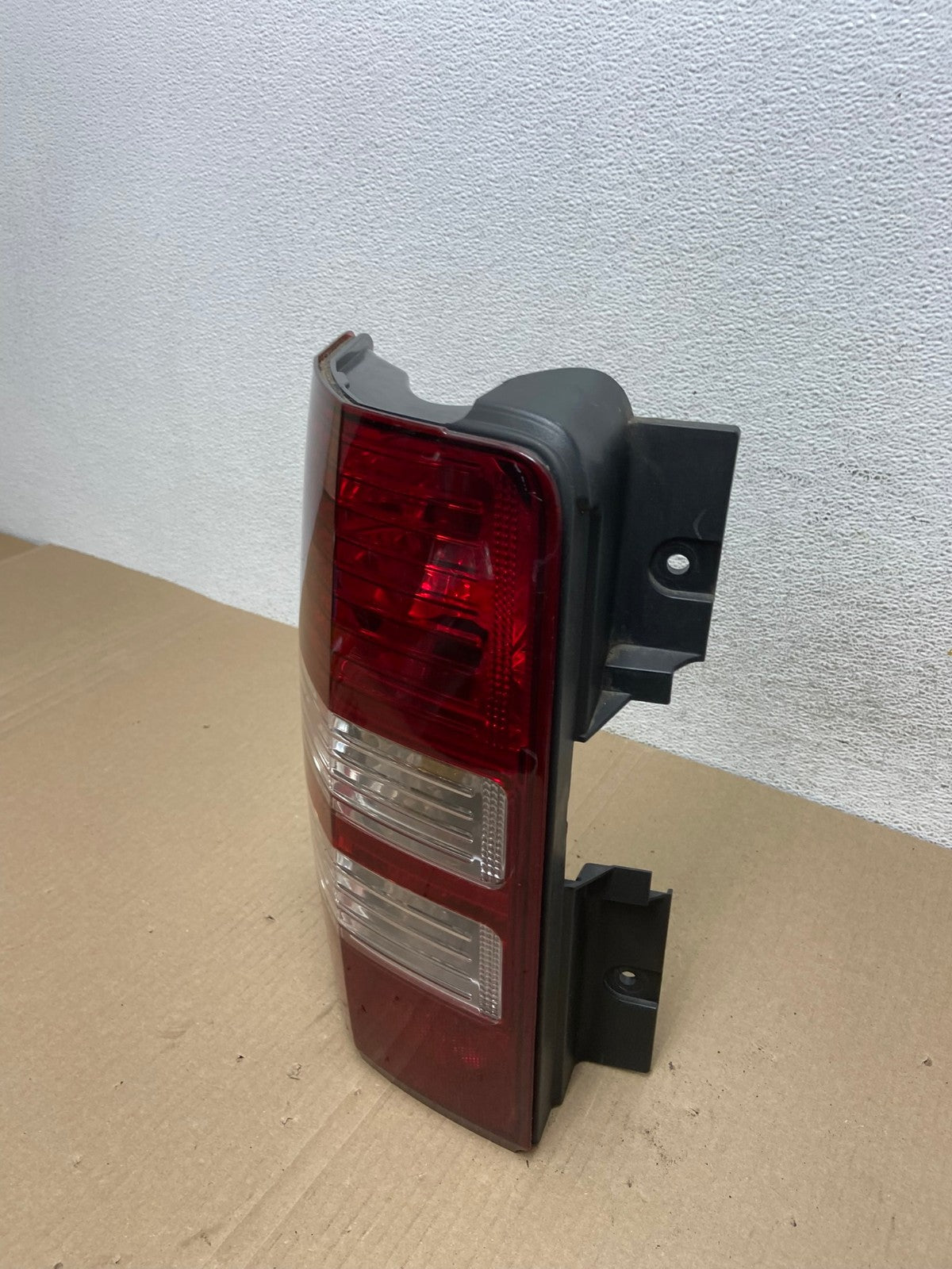 2008 to 2012 Jeep Liberty Left Driver Side Lh Tail Light AE9454 LK1