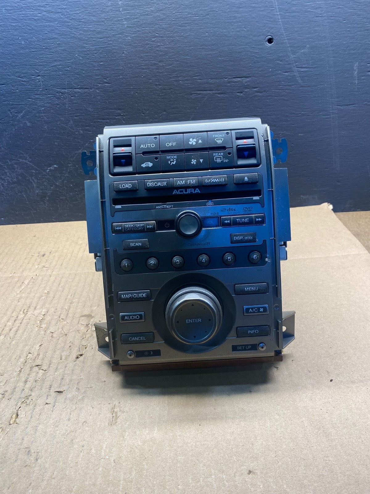 2006 to 2008 Acura RL Radio Stereo 6 CD Player Climate Control Pan OEM AC2693 DG0