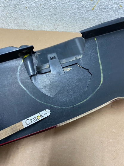 2010-2018 Mercedes Sprinter Right Passenger Rh Tail Light O7581 DW9