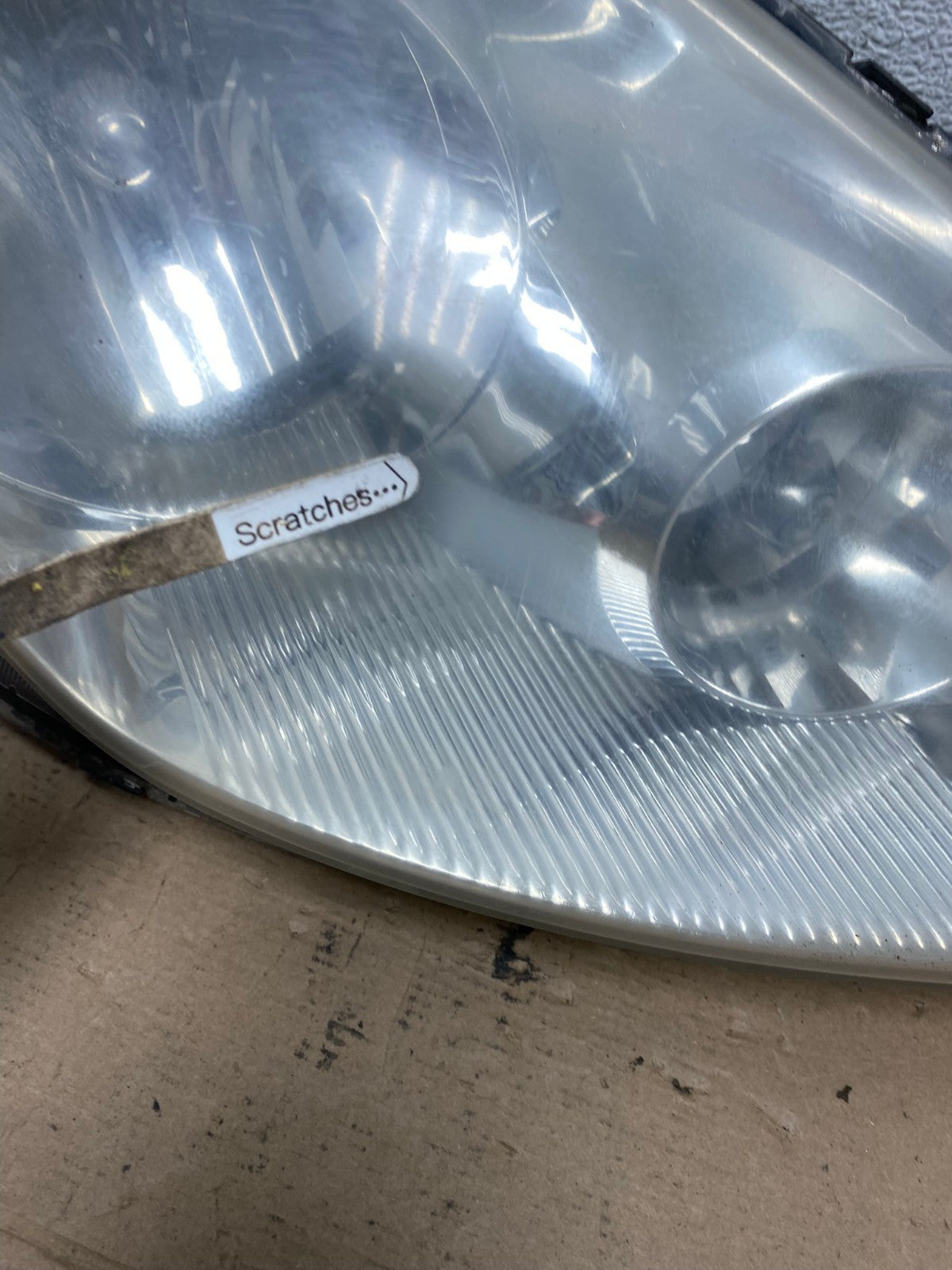 2006 to 2010 Toyota Sienna Right Passenger Rh Side Headlight Halogen AF4456 LK3
