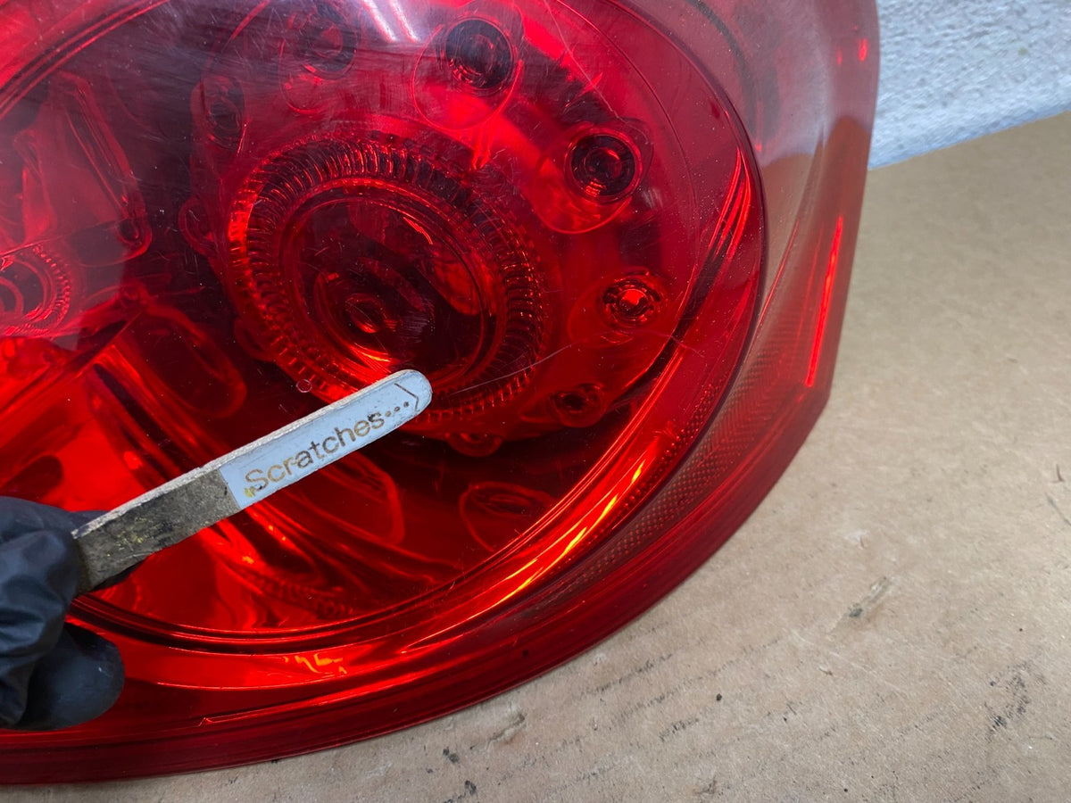 2007 to 2013 Infiniti G35 G37 Sedan Right Passenger Rh Tail Light AH8118 DW3