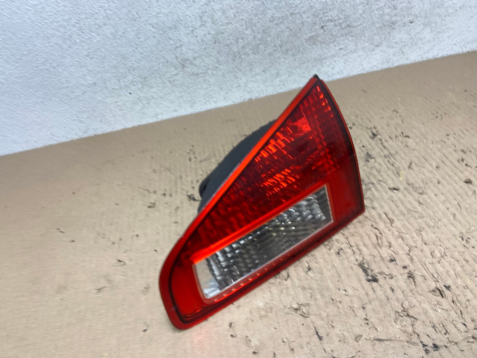 2008 to 2014 Subaru Tribeca Right Passenger RH Tail Light Inner AF7155 LK2