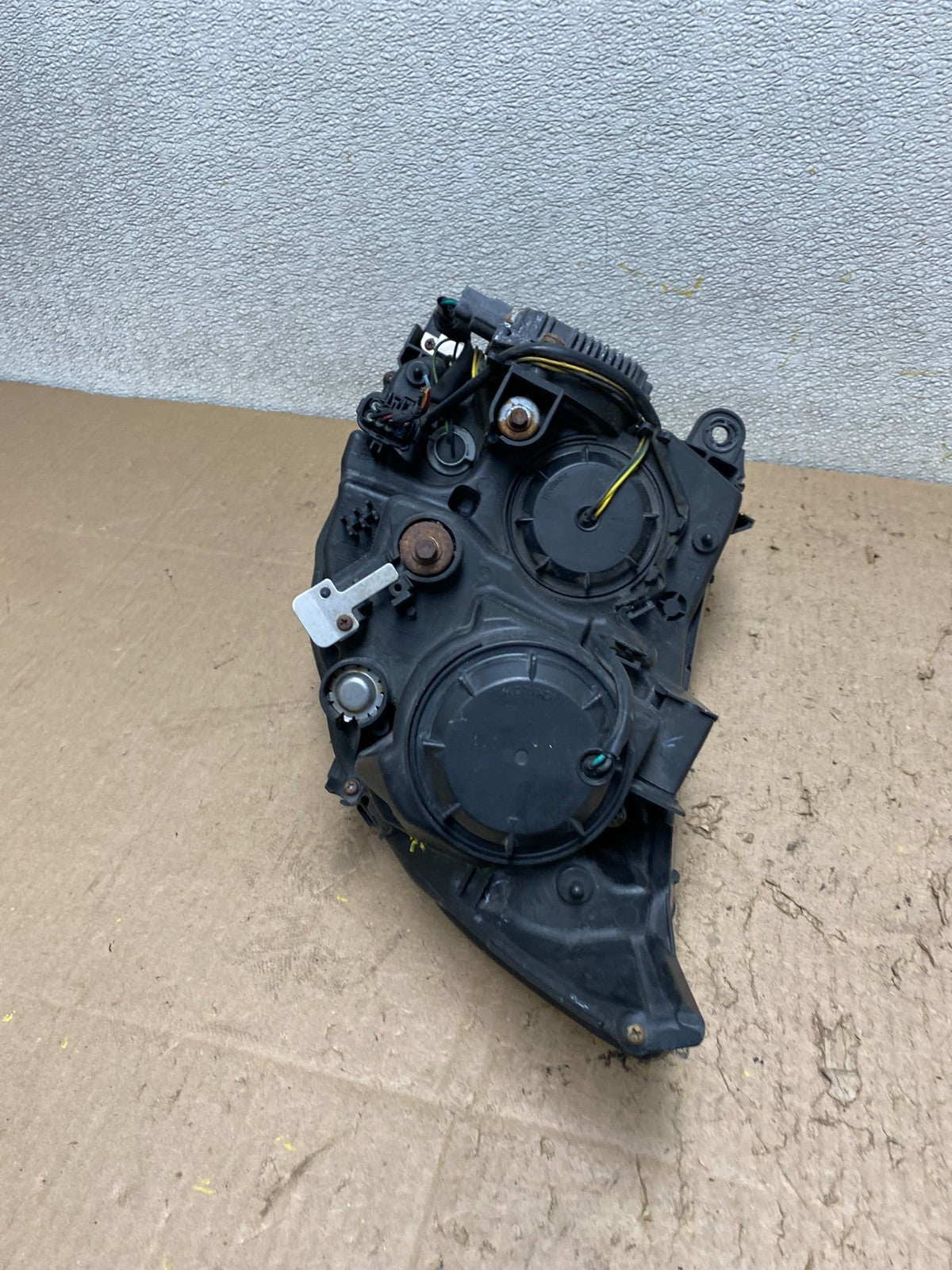 2006 2007 Infiniti G35 Coupe Headlight Left Driver LH OEM Xenon HID w3514  DG13