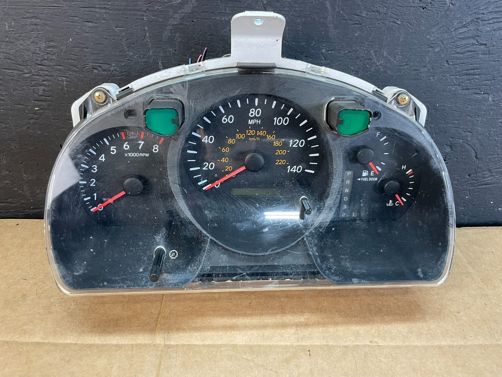 2004 to 2007 Toyota Highlander Speedometer Insrument Gauge Cluster AC4974 DG0
