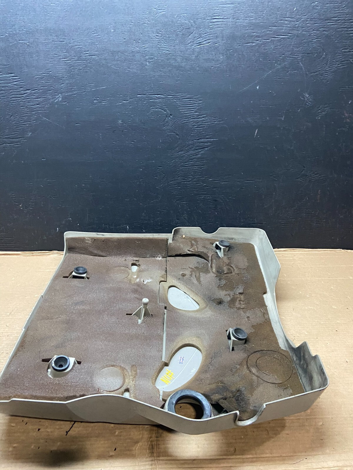 2004 to 2007  Cadillac CTS 3.6L Plastic Engine Cover Shield E8033 PS6