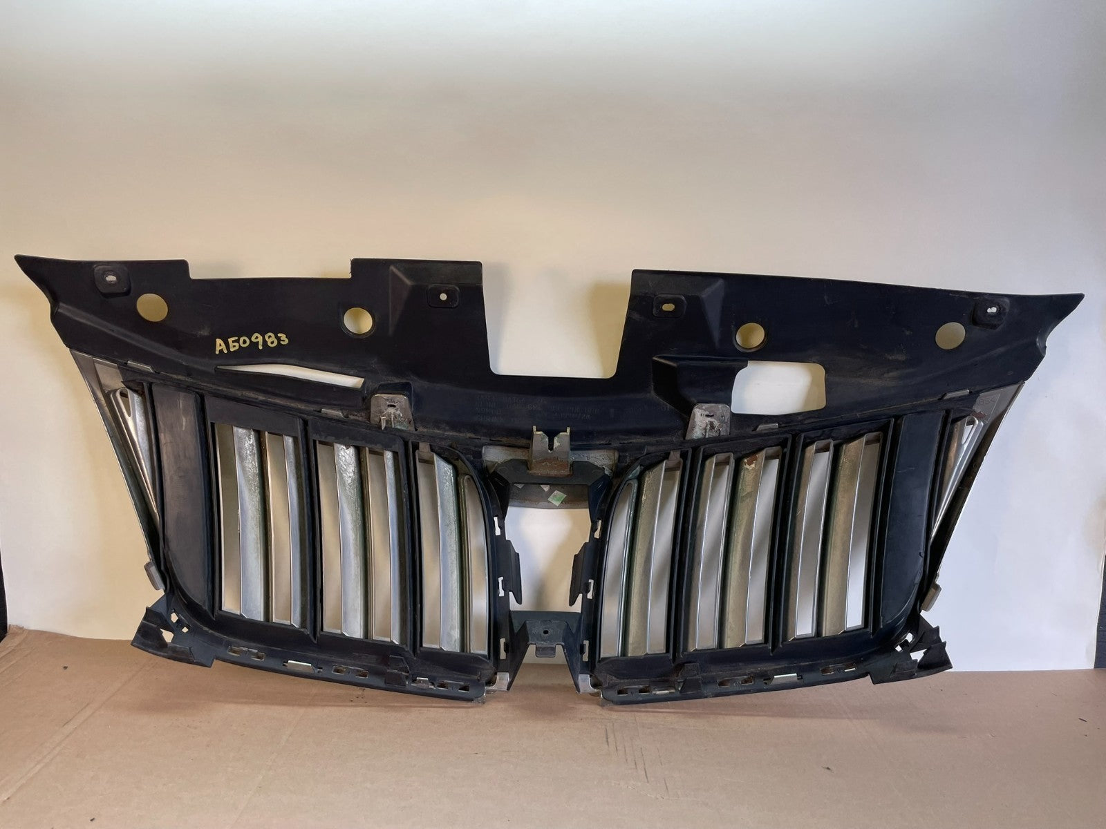 2009 to 2012 Lincoln MKS Front Upper Grille Grill AG0983 DG3