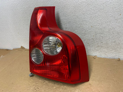 2003 2004 2005 2006 Volvo XC90 Right Passenger RH Lower Tail Light AG9259 LK2