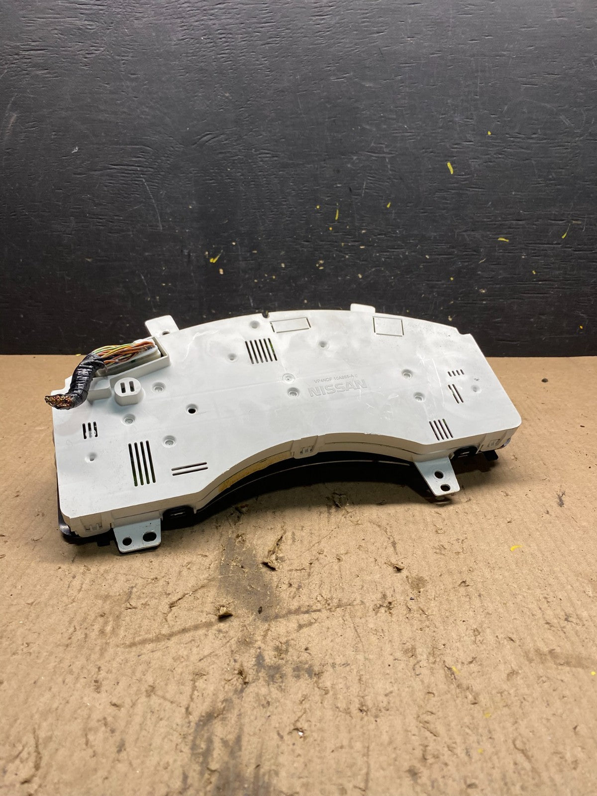 2004 to 2005  Nissan Titan Speedometer Cluster Gauge Bezel q9351 DG6