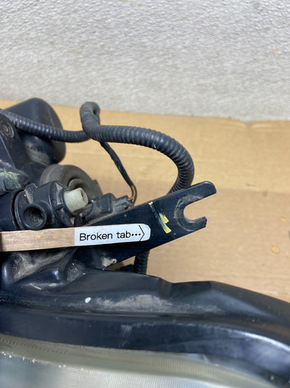 2008 2009 2010 2011 Ford Focus Left Driver Lh Headlight Halogen Oem AB2607 DW8
