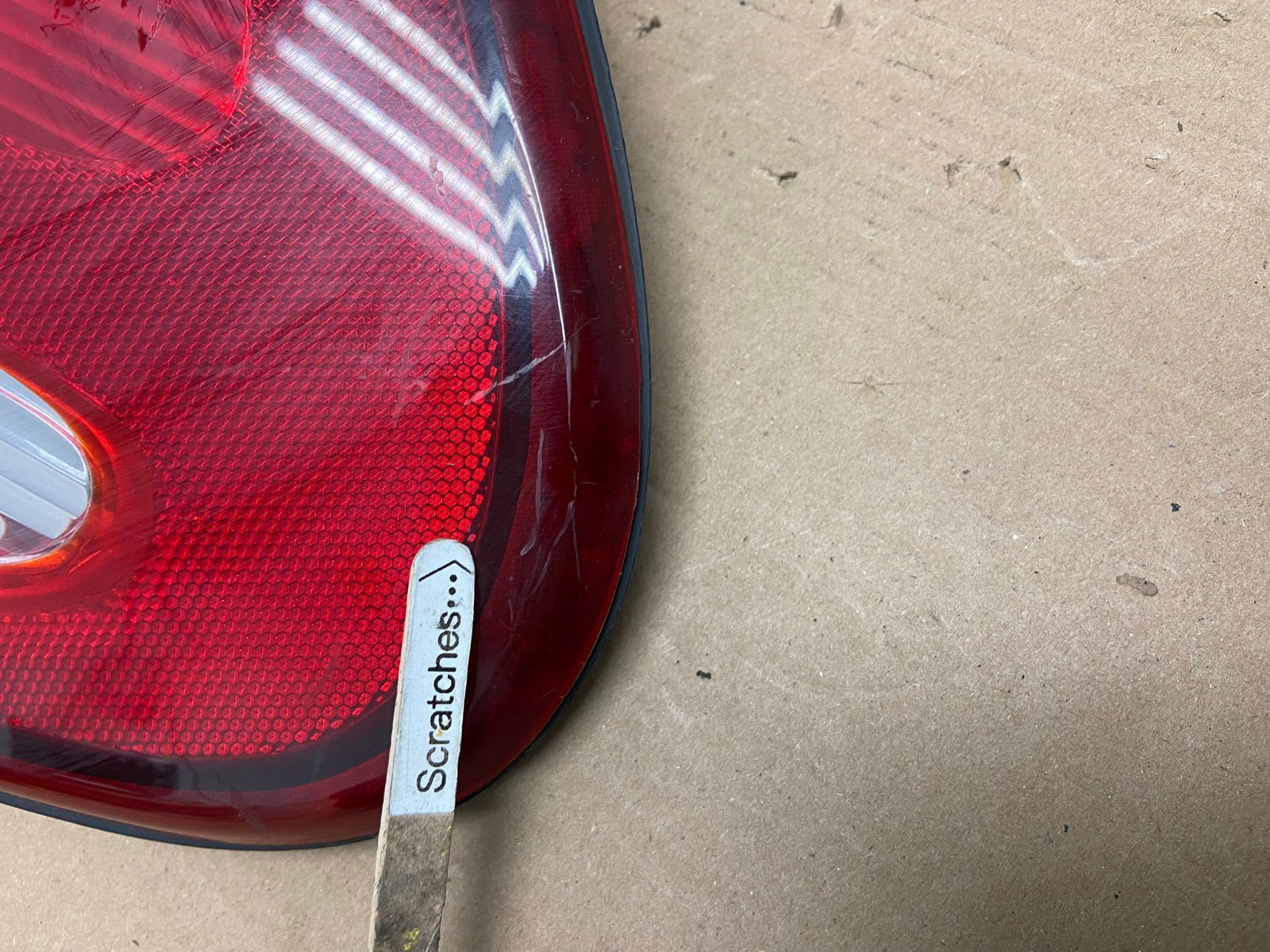 2004 to 2007 Dodge Grand Caravan Left Driver Lh Tail Light AD6451 LK3