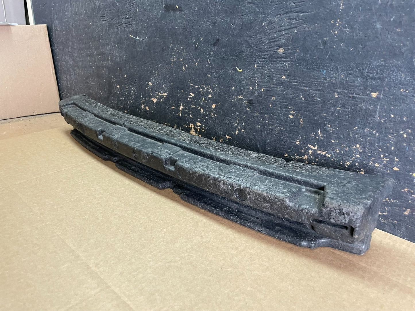 2014 to 2015 Sorento Front Bumper Impact Energy Absorber Foam Pad OEM AA8937 DG2