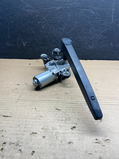 2010 to 2014 Volkswagen Golf Rear Windshield Wiper Motor ad9471 DG2