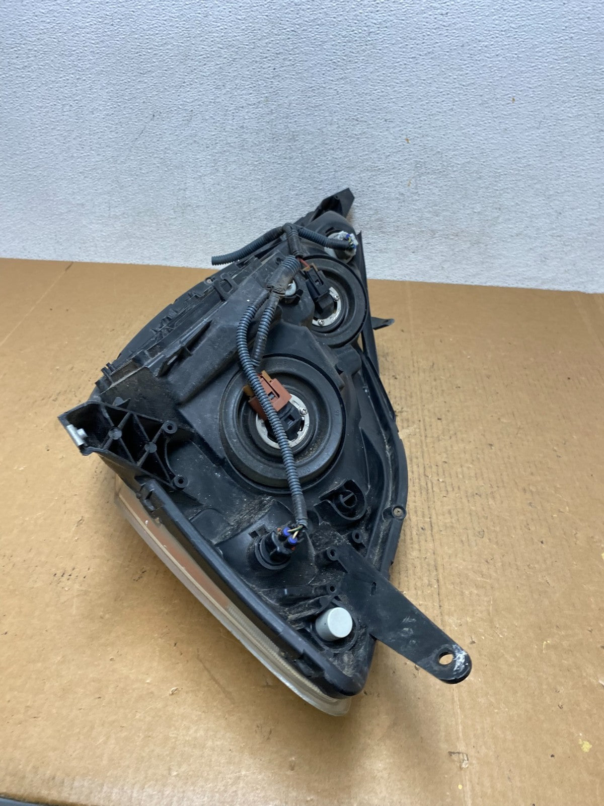 2006 to 2010 Toyota Sienna Right Passenger Rh Side Headlight Halogen AE1600 DW6