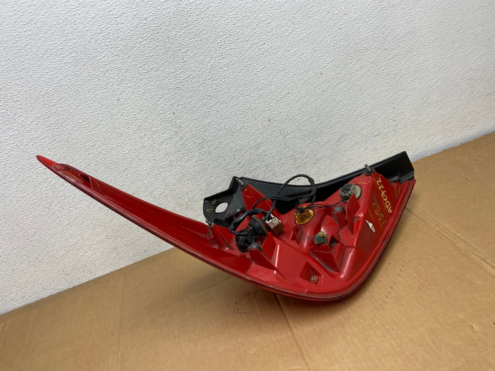 2007 - 2012 Nissan Versa Hatchback Right Passenger Side Tail Light AD0722 LK6