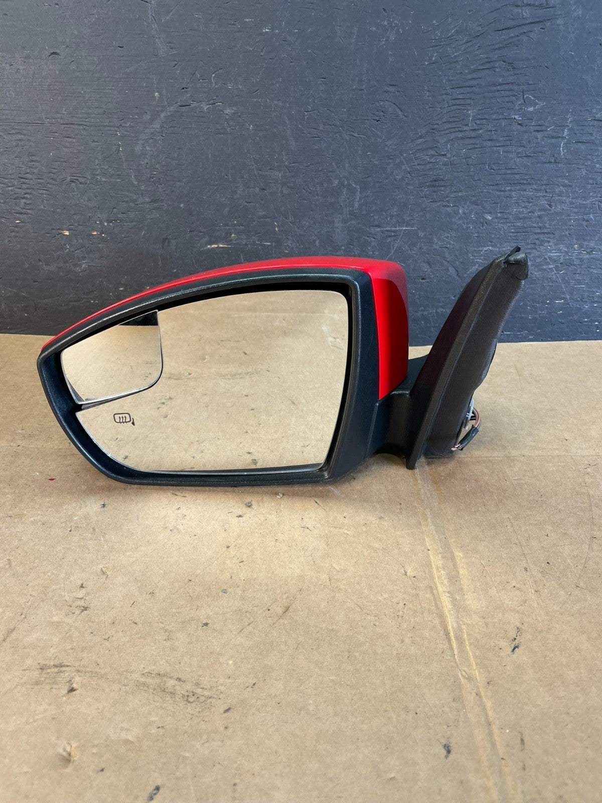 2015 to 2018 Ford Focus Left Driver View Door Turn Signal Mirror AE0991 DW8