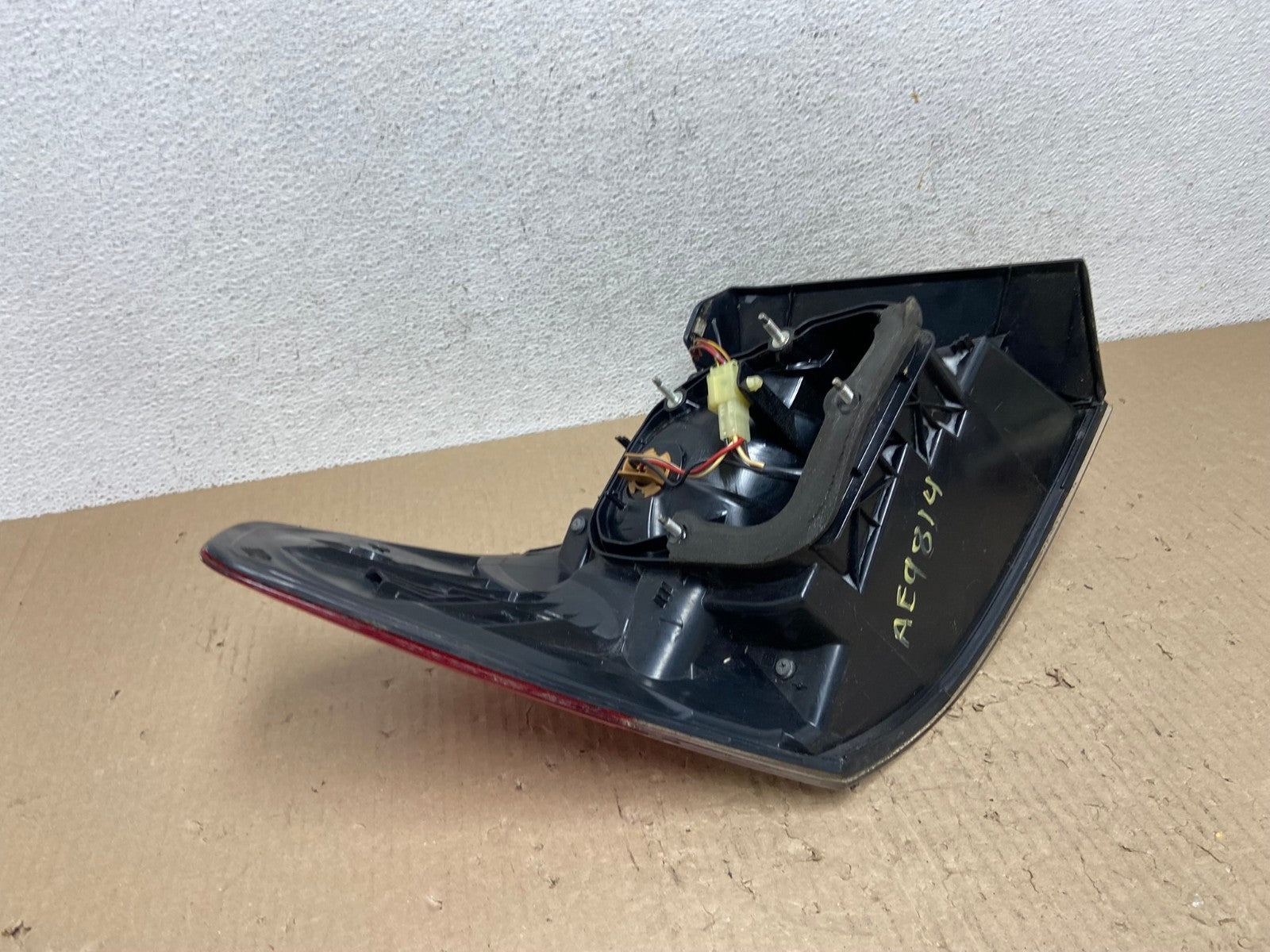2010 to 2014 Subaru Legacy Right Passenger Rh Side Tail Light AE9814 LK5