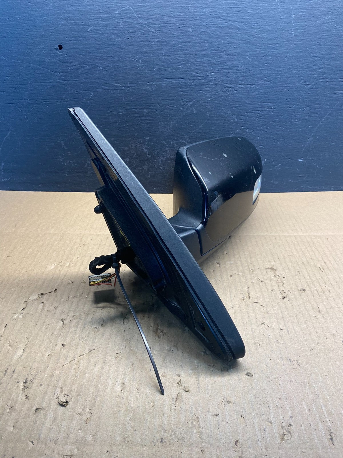 2011 - 2015 Kia Sorento Left Driver Lh Side Door Mirror Turn Signal AC26311