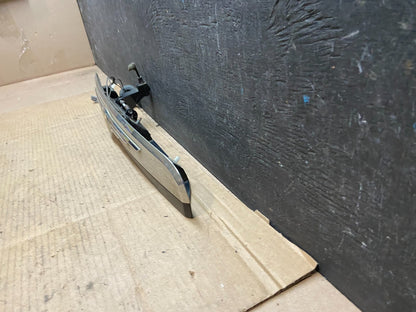 2008 to 2010 Chrysler Town & Country Tailgate Trim w/o Camera Panel i3103 GD1