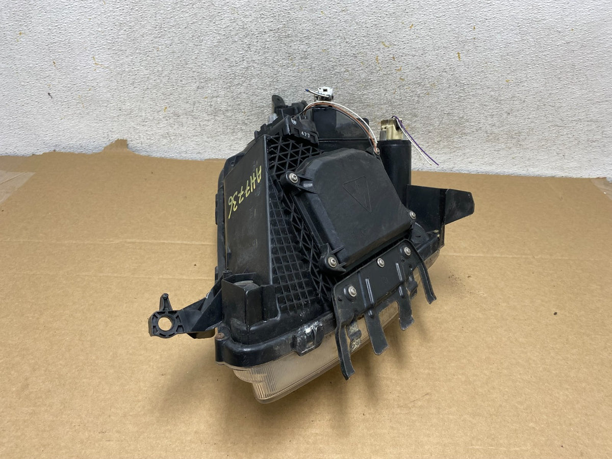 2004 - 2005 Toyota Prius Right Passenger RH Side Headlight Xenon Hid AH7736 DW8
