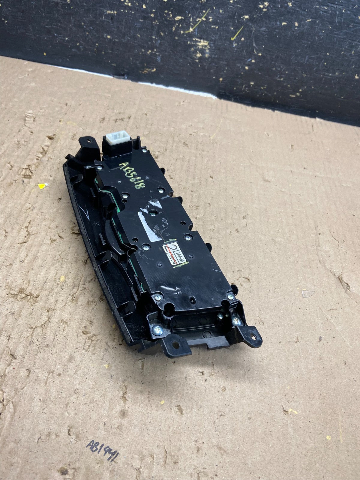 2009-2014 Nissan Murano AM FM Radio CD Control Panel ab5618 DG3
