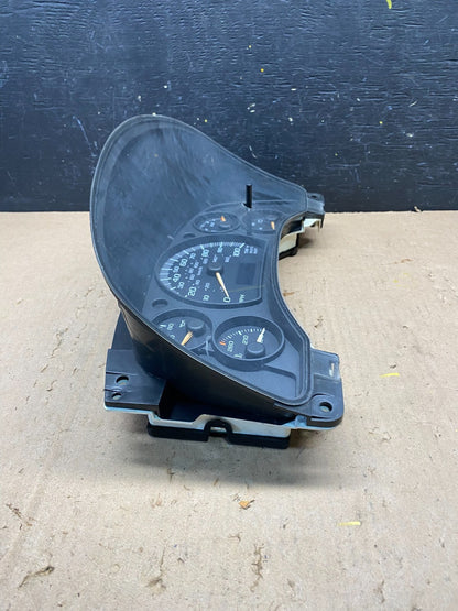 2004 to 2007 Chevrolet Express Speedometer Cluster Gauge M1640 PS2