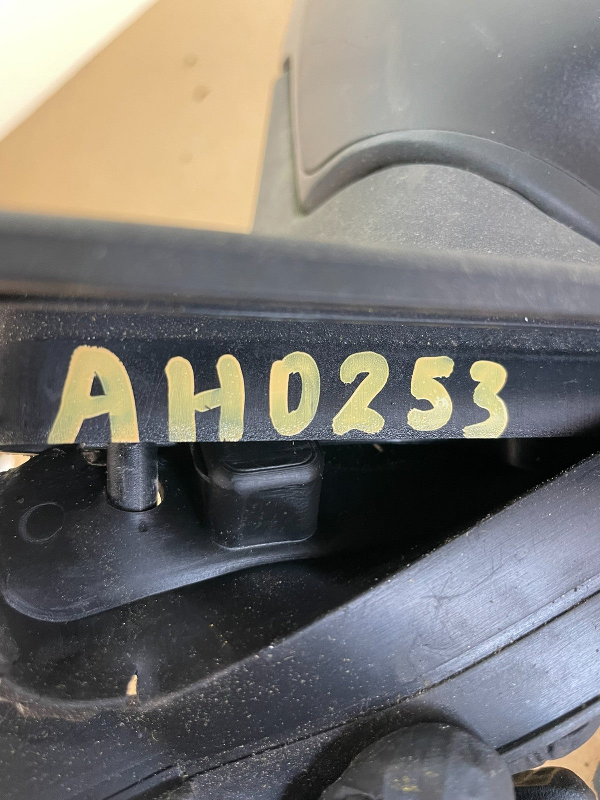 2003 to 2008 Mazda 6 Right Passenger RH Front View Door Mirror AH0253 DW8