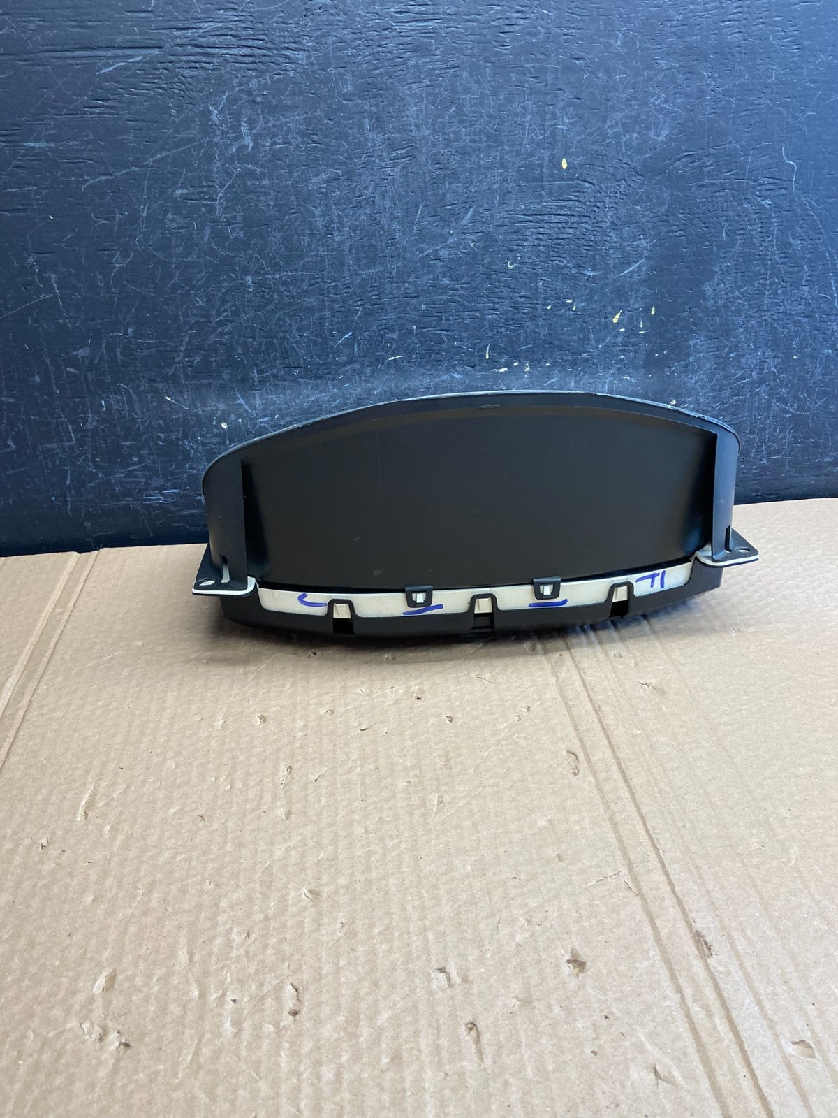 2008 to 2010 Chevrolet Express Speedometer Cluster Gauge AF6156 DG4