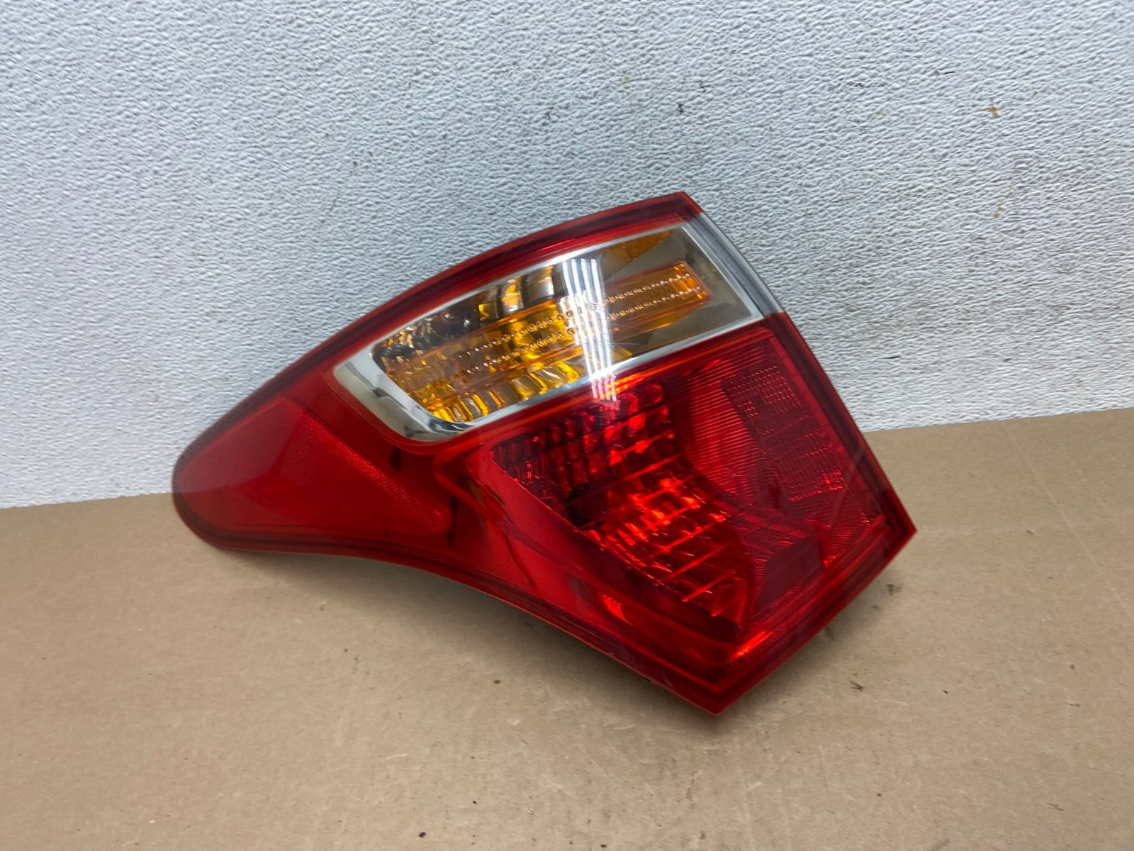 2007 to 2012 Hyundai Veracruz Tail Light Left Driver LH AD5003 LK0