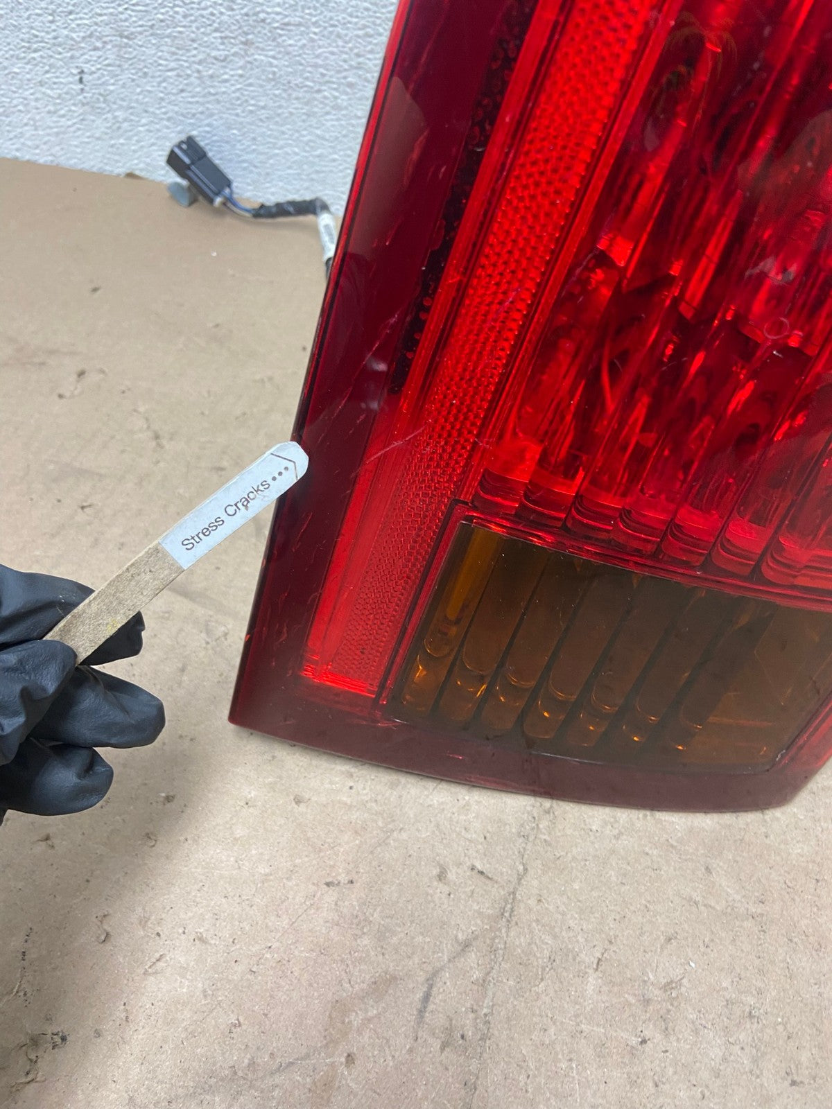 2003 to 2007 Cadillac Cts Right Passenger Rh Side Tail Light AG4832 LK4