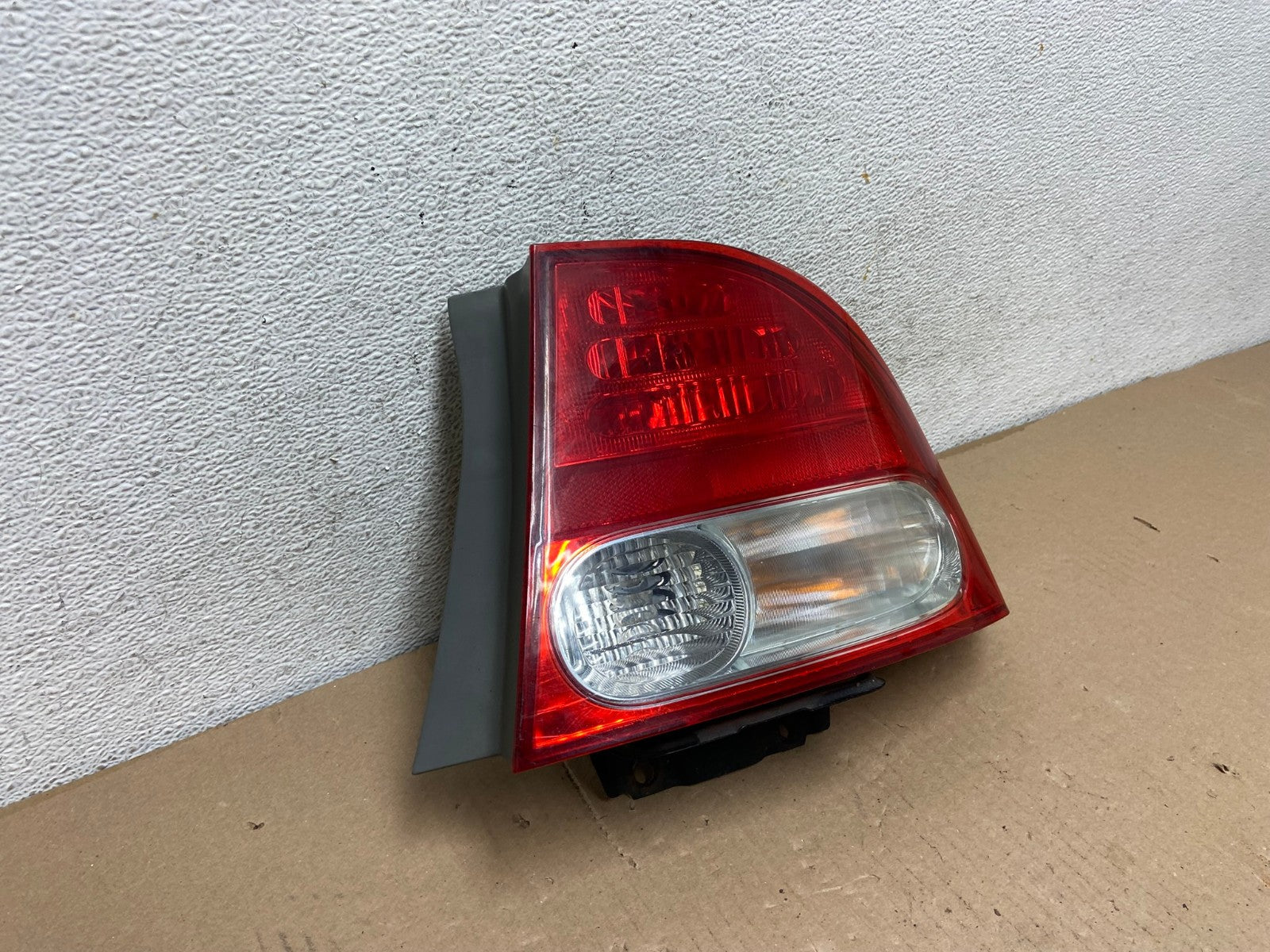 2009 2010 2011 Honda Civic Right Passenger Side Tail Light AF3058 LK2