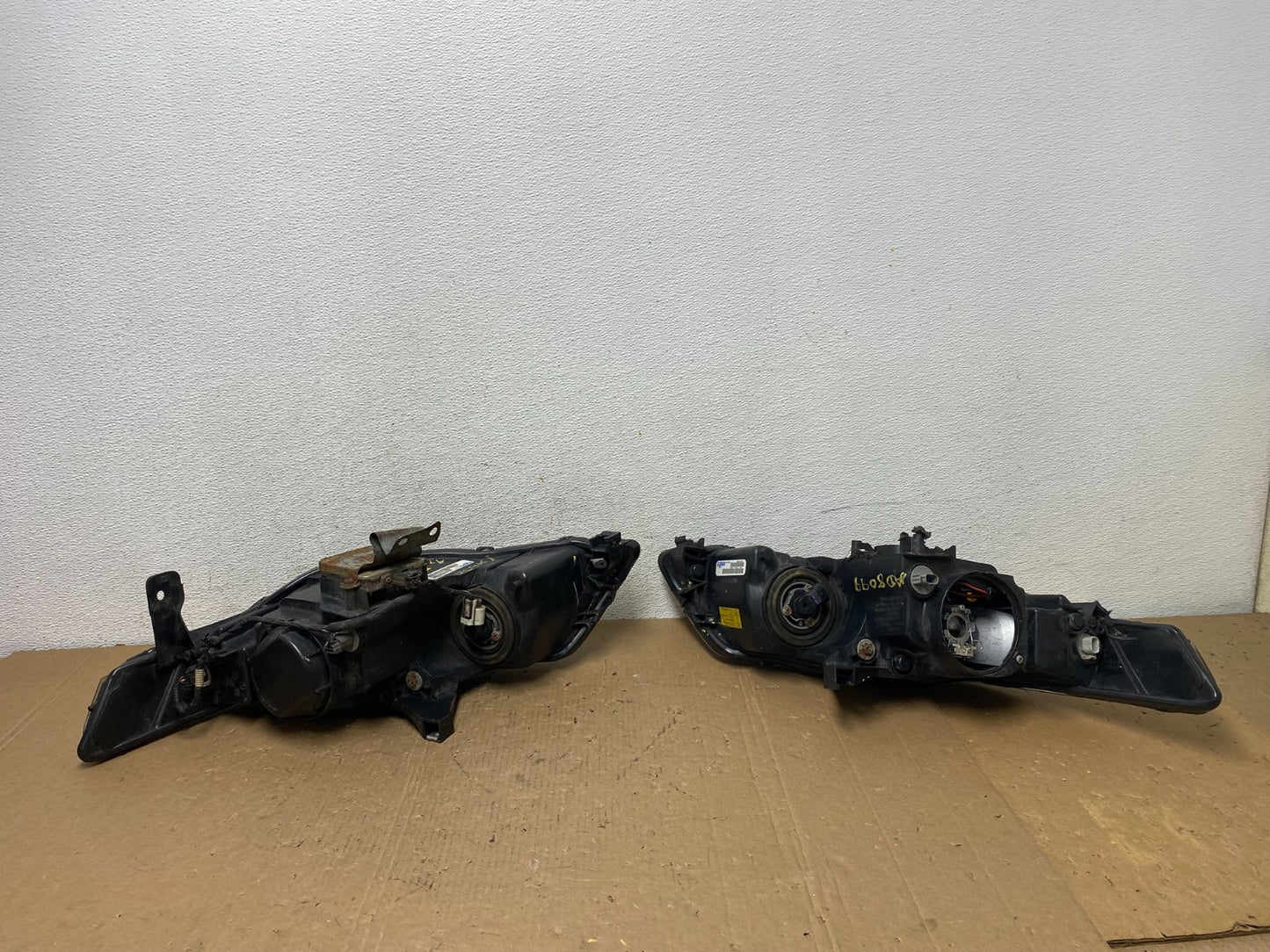 2004 2005 2006 Acura TL Headlights Left+Right Side Xenon HID DEPO AD8099 DW14