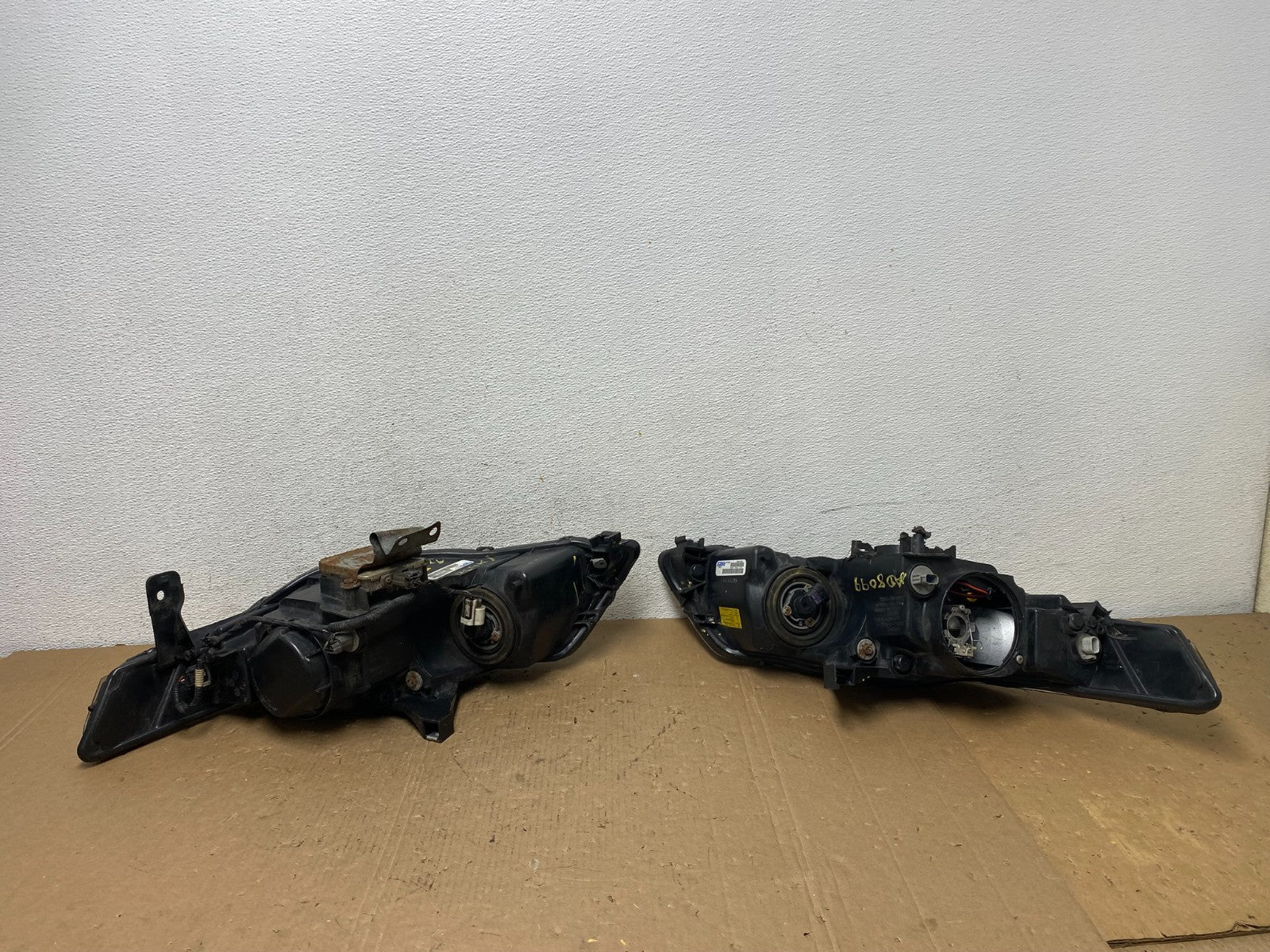 2004 2005 2006 Acura TL Headlights Left+Right Side Xenon HID DEPO AD8099 DW14
