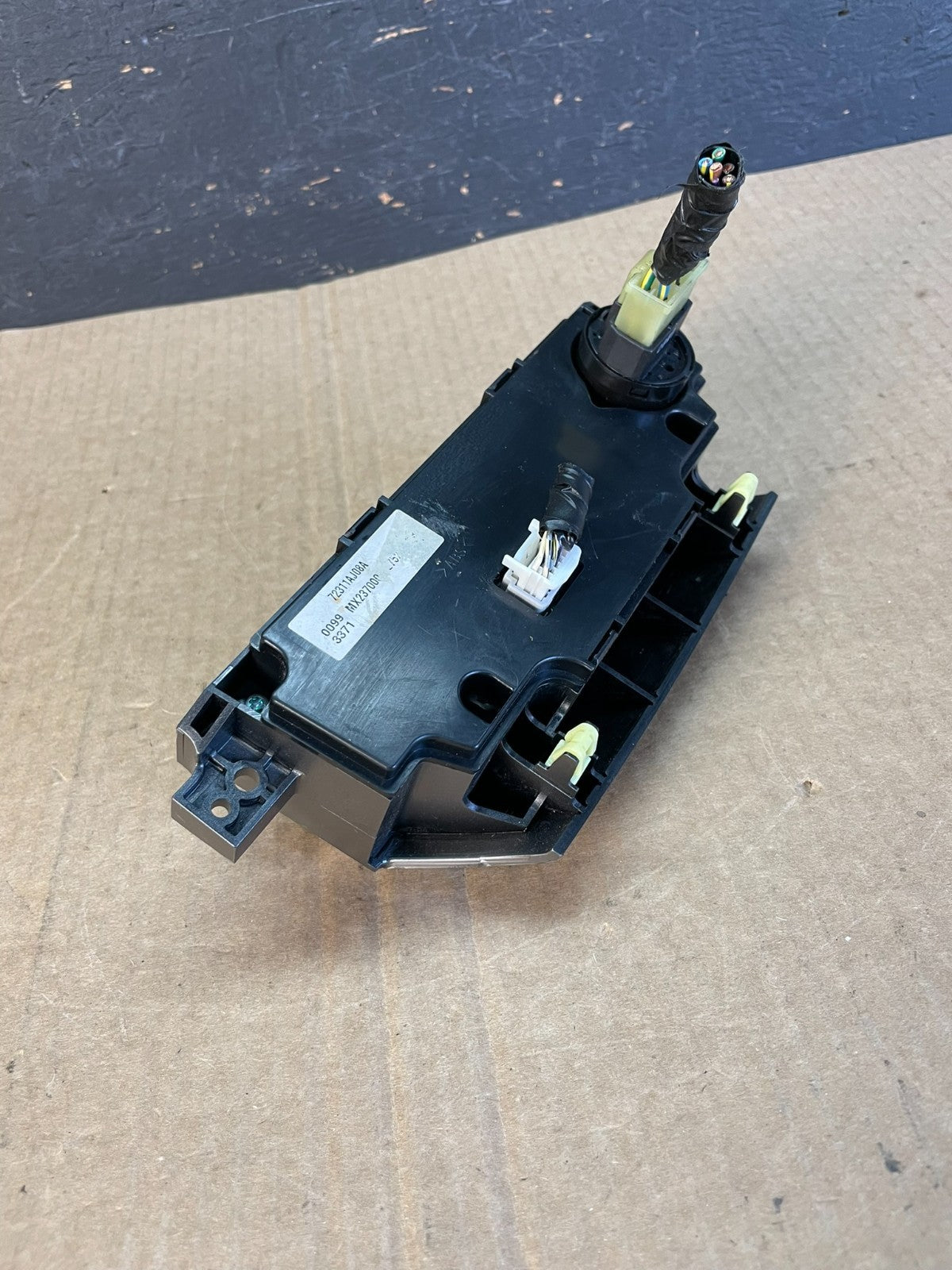 2010 - 2014 Subaru Outback Legacy A/C Heater Climate Control Unit AF3653 DW3