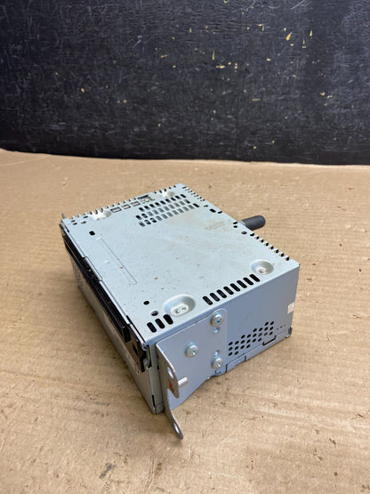 2012 to 2014 Ford Edge AM/FM Radio Reciever ah3624 DG2