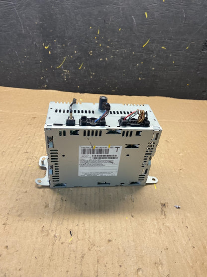 2016 to 2017 Ford Explorer Audio Equipment Radio Receiver AM FM CD t1984 DG4